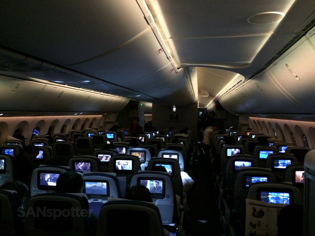 viajar en avion de noche